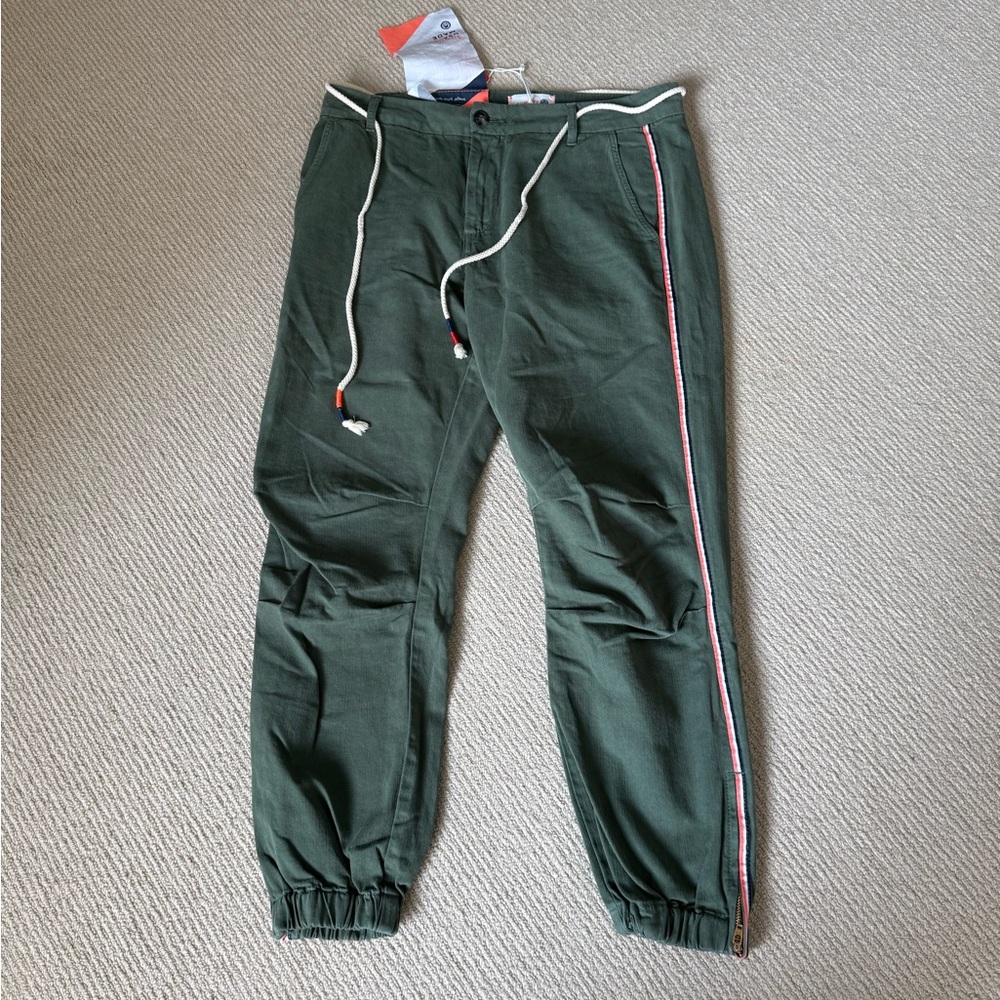 Sundry joggers, never been worn, new with tags